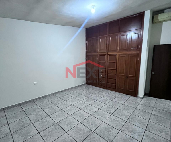 Espacio comercial en Renta en  Casa Planta Alta,  Portal de Aragón Jose Maria Rodríguez