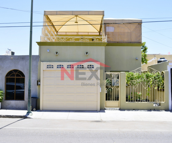 CASA EN VENTA EN COL. LAS QUINTAS