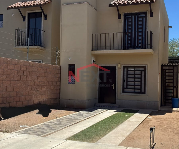 CASA EN RENTA EN SALAMANCA RESIDENCIAL