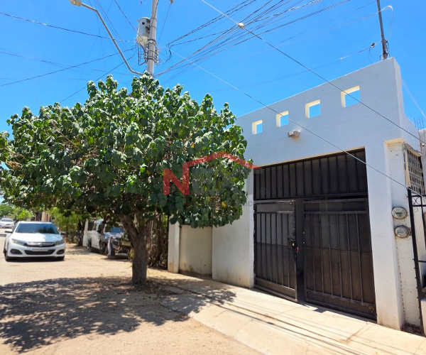 CASA EN VENTA EN COL. VILLA DEL REAL