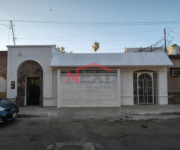 CASA EN VENTA EN COL. CENTRO