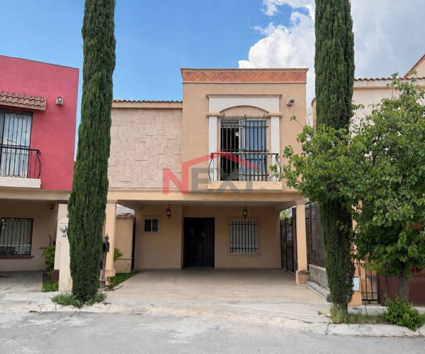 Renta de casa en hacienda los Cortijos