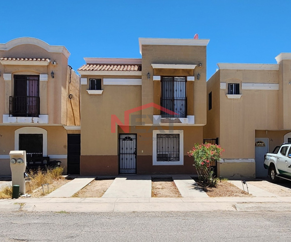 CASA EN RENTA EN AGAVES RESIDENCIAL