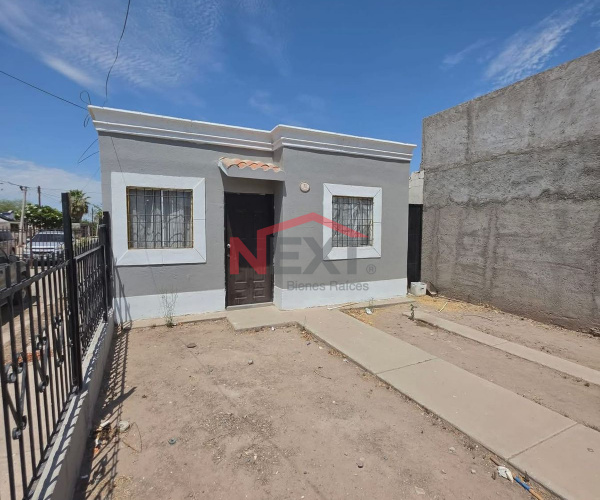 CASA EN VENTA EN REAL DEL CARMEN