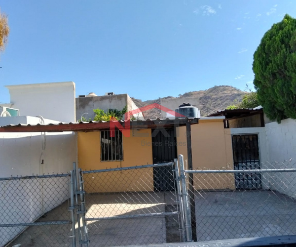CASA EN VENTA EN FRACC. LOS ANGELES