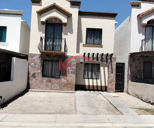 CASA EN RENTA EN ARANJUEZ RESIDENCIAL