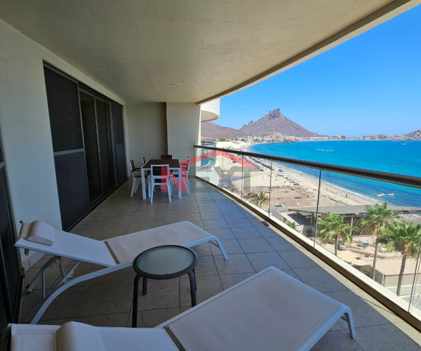 VENTA DE CONDOMINIO EN PLAYA BLANCA