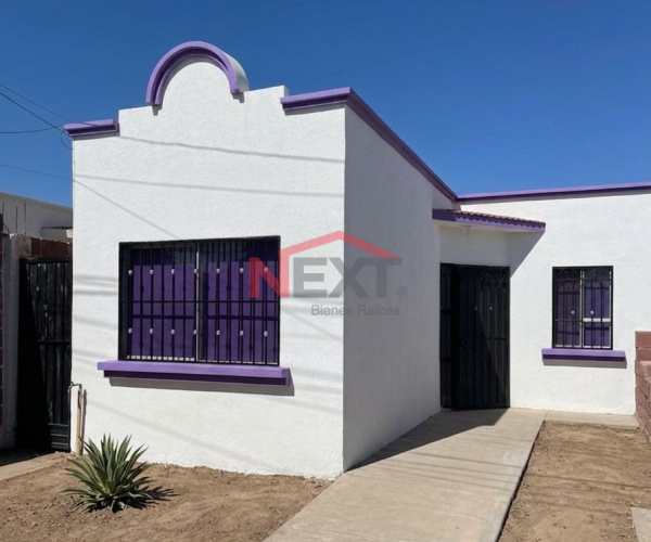 CASA EN VENTA EN FRACC. PRIVADAS DEL BOSQUE