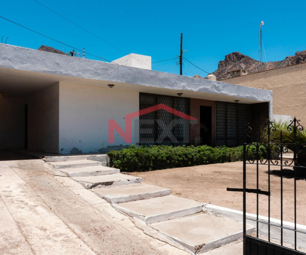 CASA EN VENTA EN GUAYMAS