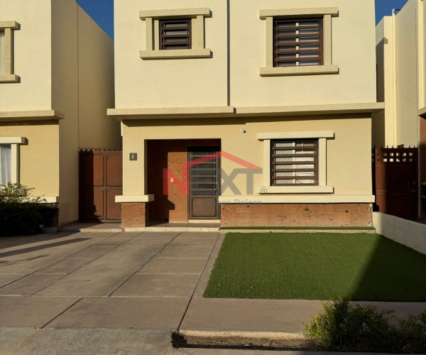 CASA EN RENTA CASTELLO RESIDENCIAL