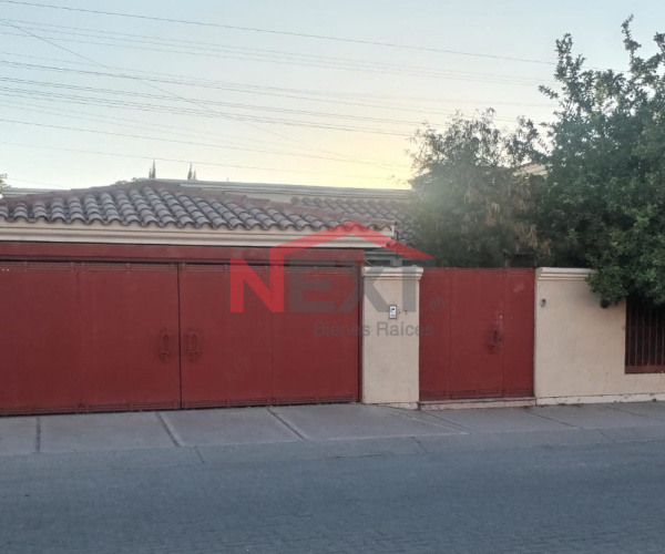 CASA EN VENTA EN UBICADA EN COL. VILLA ITSON
