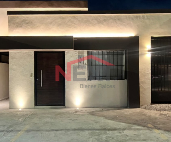 Casa en Renta, Zona COMERCIAL, 1 PISO, 4 ESPACIOS