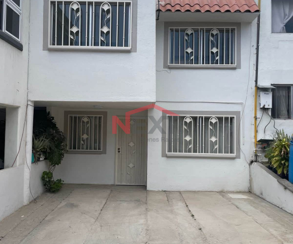 CASA EN VENTA EN COLONIA CERRO COLORADO