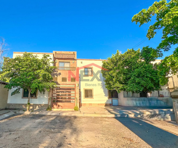 CASA EN VENTA AL NORTE EN CERRADA DE LA CAPILLA