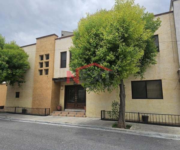 CASA EQUIPADA Y AMUEBLADA EN RENTA AL NORTE