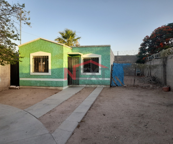 CASA EN VENTA EN COL. ALTAMIRA
