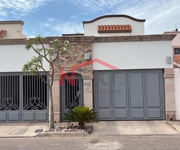 CASA EN VENTA UBICADA EN MONTECARLO, CD OBREGON