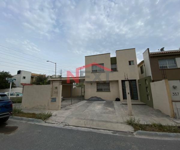 CASA EN VENTA  EN FRACC. PORTALES