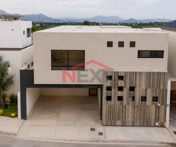 Casa en Venta  en Rincón de los Encinos