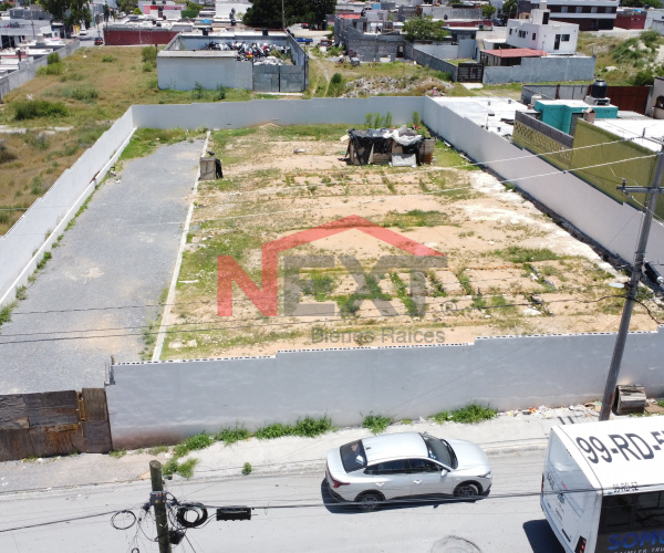 Terrreno  en Venta  para desarrollo habitacional al Oriente (1,695 mts)