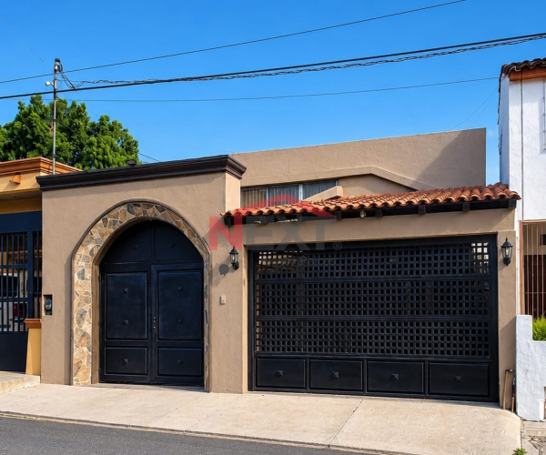 CASA EN VENTA EN COL. CONSTITUCION (PERIODISTA)