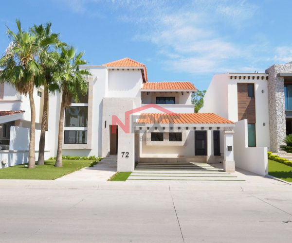 CASA EN VENTA EN LOS LAGOS RESIDENCIAL