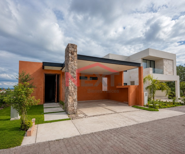 CASA EN ROYAL CLUB GOLF EN VENTA