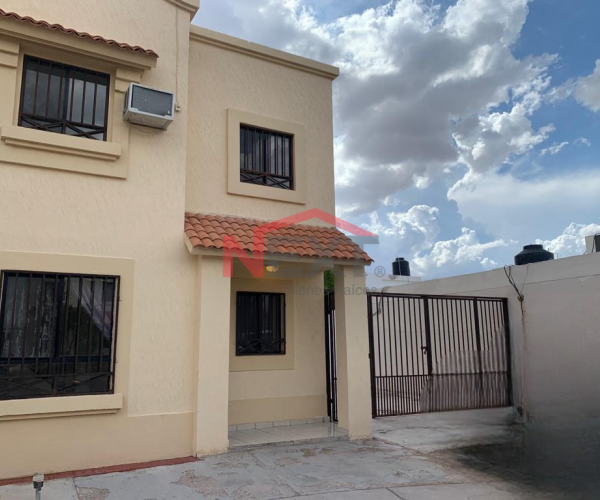 CASA EN RENTA EN VILLA BONITA