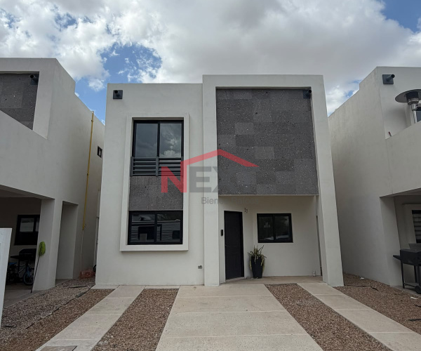 CASA EN VENTA EN MURANO RESIDENCIAL