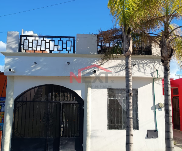 CASA EN VENTA  COL VALLE SATELITE AL PONIENTE DE SALTILLO
