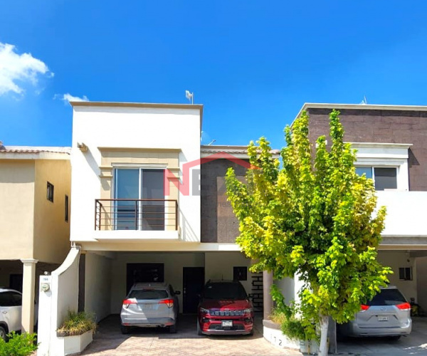 Casa en Venta  de 3 Recámaras Oriente Fraccionamiento Residencial los Rosales