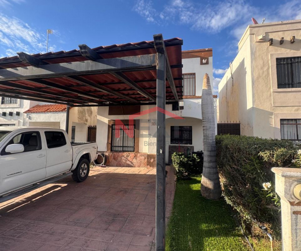 CASA EN RENTA EN TORREPLATA RESIDENCIAL