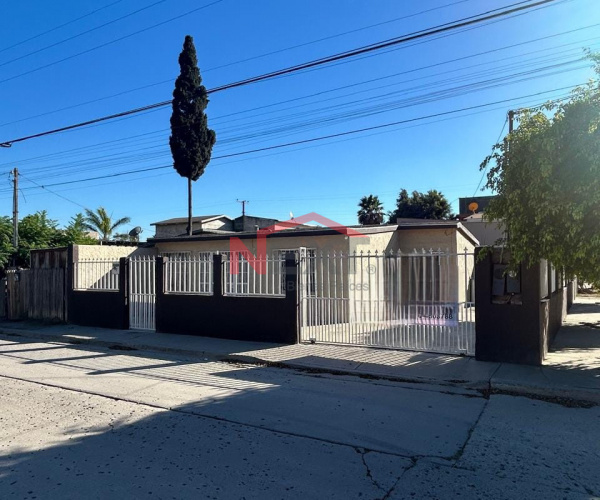 CASA EN VENTA LOPEZ MATEOS (BUENA VISTA) TIJUANA B.C