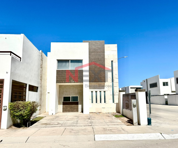 CASA EN RENTA EN SIENA RESIDENCIAL