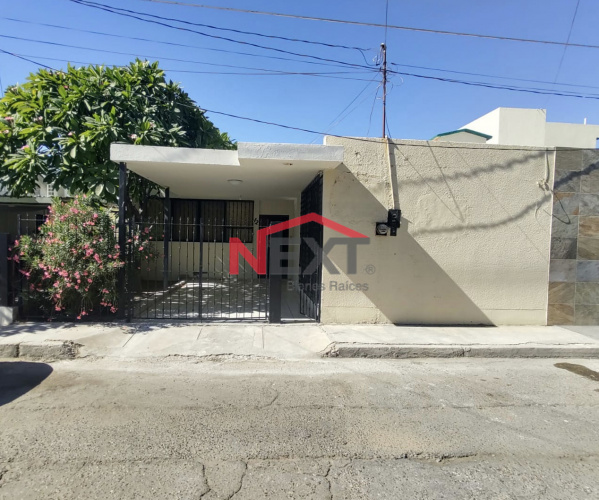 CASA EN RENTA EN COL. SAN BENITO